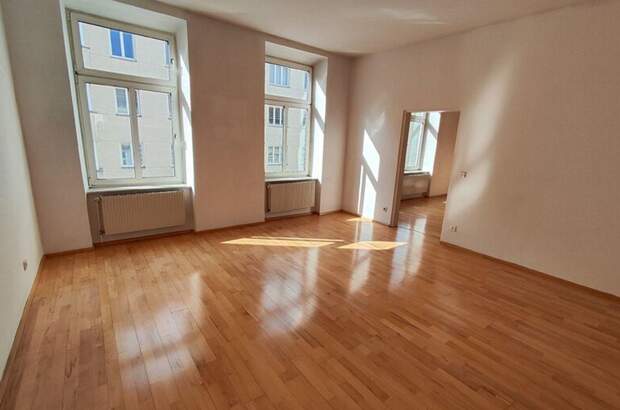 Altbauwohnung kaufen in 1070 Wien (Bild 2)
