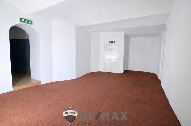 Ladenlokal kaufen in 1140 Wien (Bild 1)