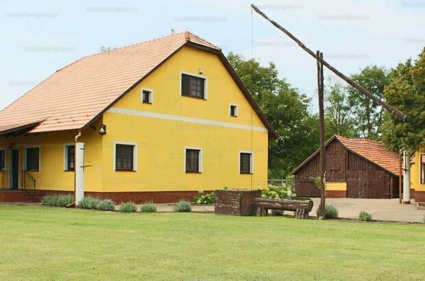 Haus kaufen in 6114 Bugac (Bild 1)