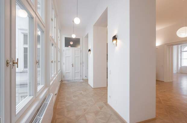 Altbauwohnung mit Balkon mieten in 1010 Wien (Bild 3)