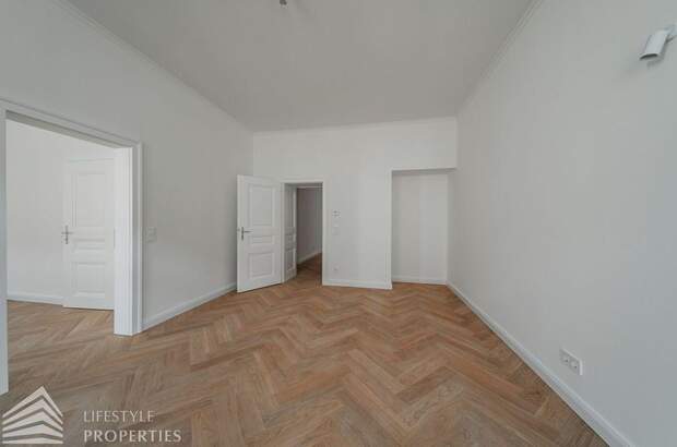 Altbauwohnung mit Balkon kaufen in 1150 Wien (Bild 3)