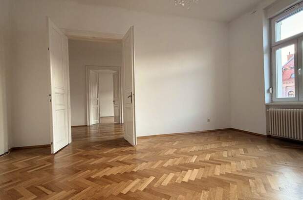 Haus kaufen in 8010 Graz (Bild 1)