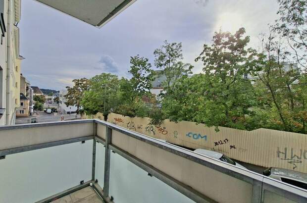 Wohnung mit Balkon kaufen in 1140 Wien (Bild 2)