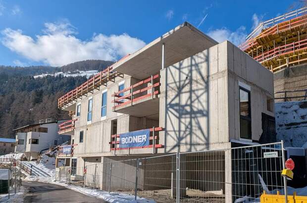 Terrassenwohnung kaufen in 6166 Fulpmes (Bild 2)