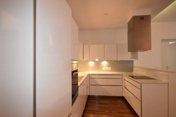 Altbauwohnung mit Balkon mieten in 5020 Salzburg (Bild 4)