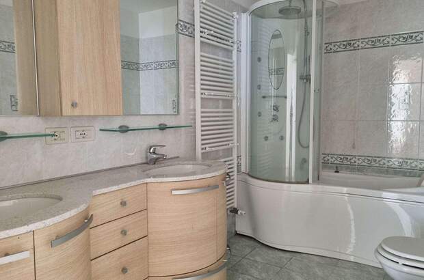 Altbauwohnung kaufen in 34073 Grado (Bild 5)