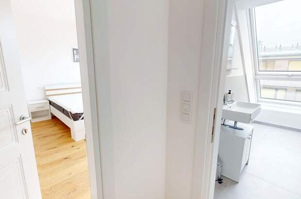 Altbauwohnung mit Balkon kaufen in 1090 Wien (Bild 5)