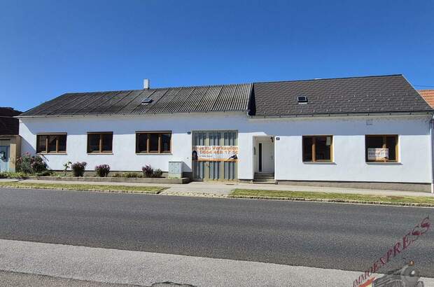 Mehrfamilienhaus kaufen in 2253 Weikendorf (Bild 1)