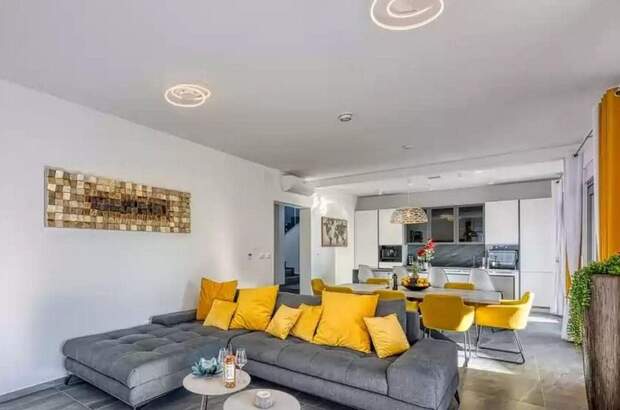 Haus kaufen in 52440 Porec (Bild 3)