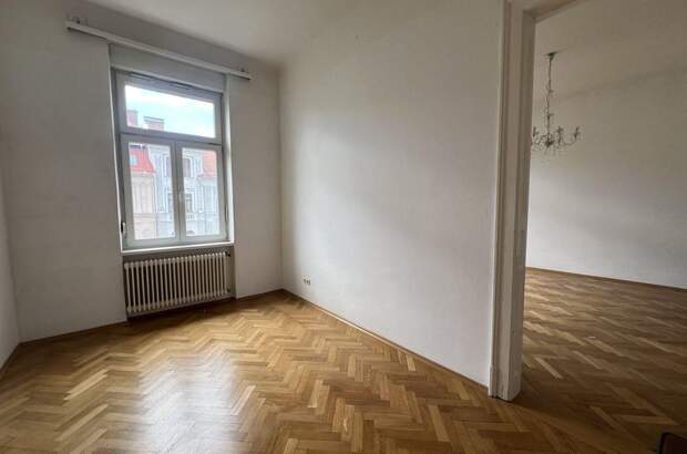 Altbauwohnung mit Balkon mieten in 8010 Graz (Bild 5)