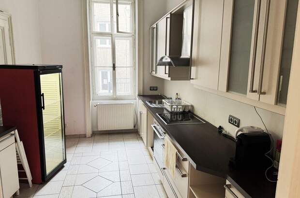 Altbauwohnung mit Balkon kaufen in 1060 Wien (Bild 4)