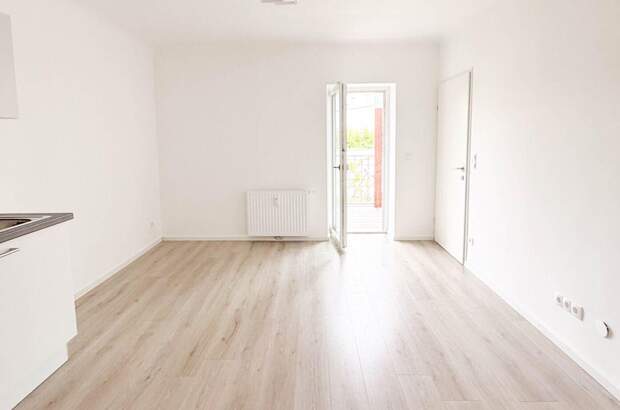 Altbauwohnung mit Balkon kaufen in 8010 Graz (Bild 2)
