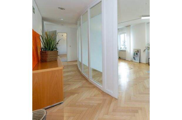 Büro / Praxis mieten in 2320 Schwechat (Bild 2)