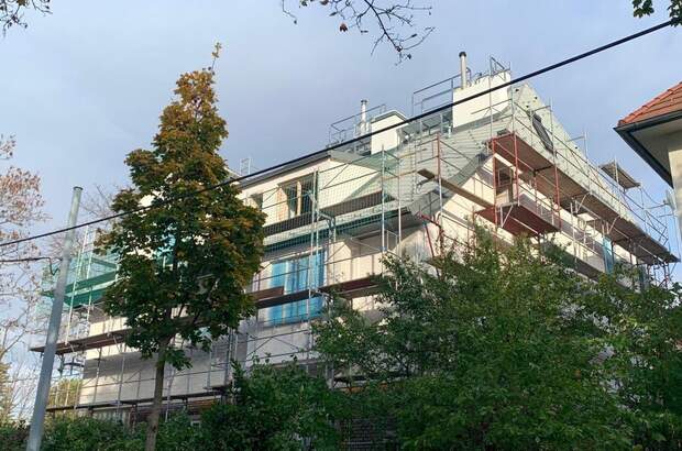 Altbauwohnung mit Balkon kaufen in 1130 Wien