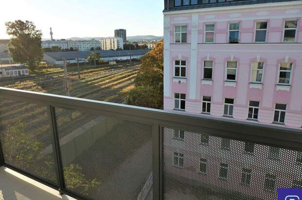 Altbauwohnung mit Balkon mieten in 1200 Wien (Bild 2)