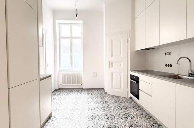 Altbauwohnung mit Balkon mieten in 1040 Wien (Bild 3)