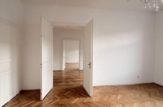 Altbauwohnung kaufen in 8010 Graz (Bild 1)