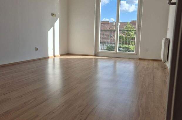 Wohnung mit Balkon mieten in 2320 Schwechat (Bild 2)