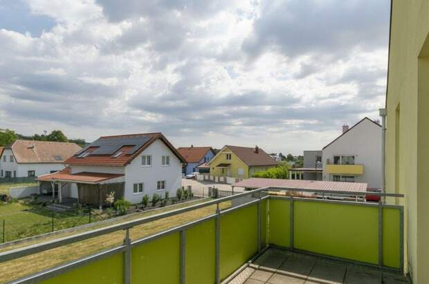 Wohnung mit Balkon mieten in 2024 Mailberg (Bild 2)