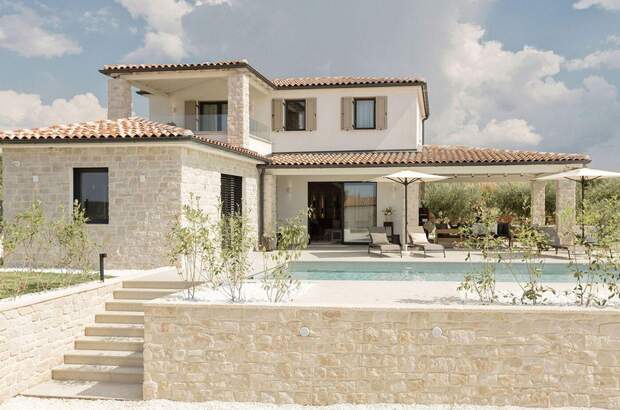 Haus kaufen in 52440 Porec (Bild 2)