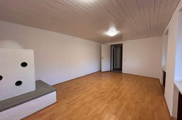 Altbauwohnung mit Balkon kaufen in 6094 Axams (Bild 2)