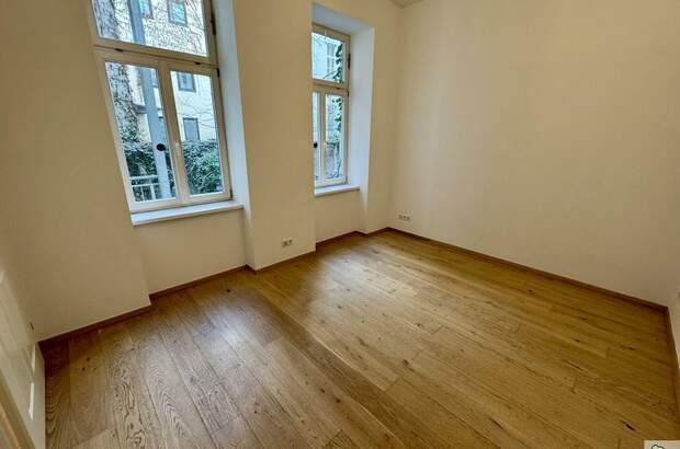 Altbauwohnung mit Balkon kaufen in 1180 Wien (Bild 3)