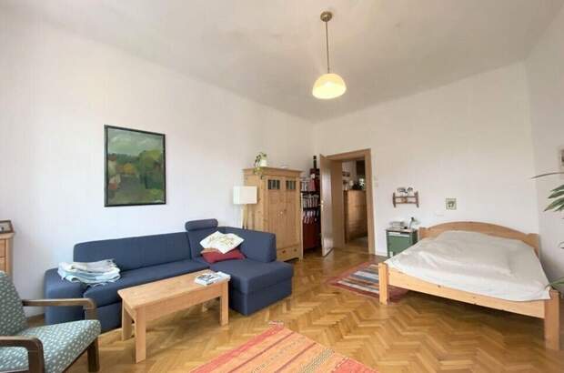 Altbauwohnung mit Balkon mieten in 8010 Graz (Bild 3)