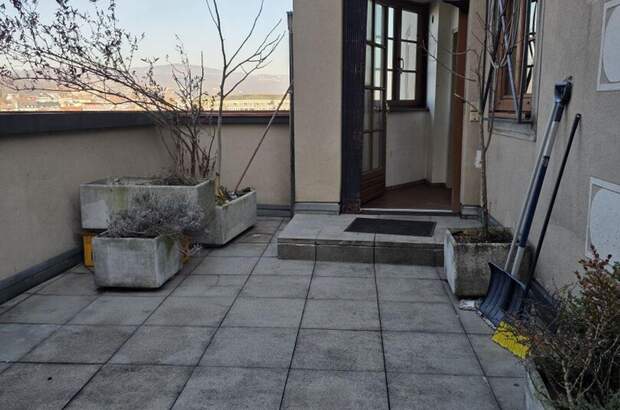 Altbauwohnung kaufen in 4020 Linz (Bild 2)