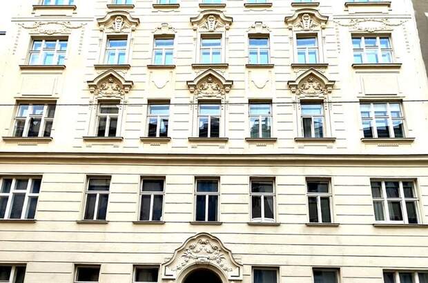 Altbauwohnung kaufen in 1080 Wien (Bild 1)