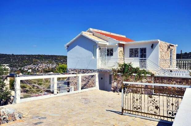 Haus kaufen in 21220 Trogir (Bild 2)