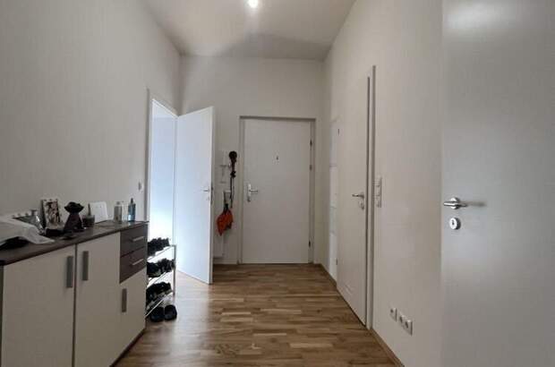 Altbauwohnung mit Balkon mieten in 8020 Graz (Bild 2)