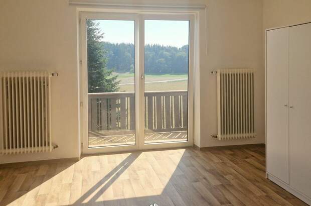 Altbauwohnung mit Balkon mieten in 4904 Atzbach (Bild 3)