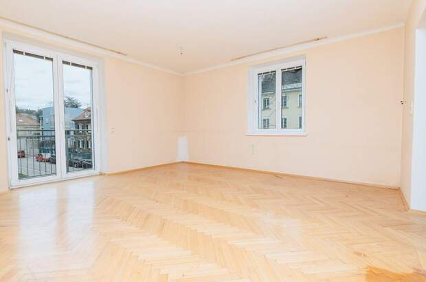 Altbauwohnung mit Balkon kaufen in 8010 Graz (Bild 2)