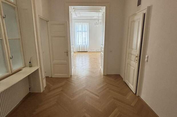 Altbauwohnung mit Balkon mieten in 1090 Wien (Bild 5)