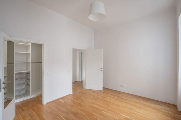 Altbauwohnung mit Balkon kaufen in 1070 Wien (Bild 4)