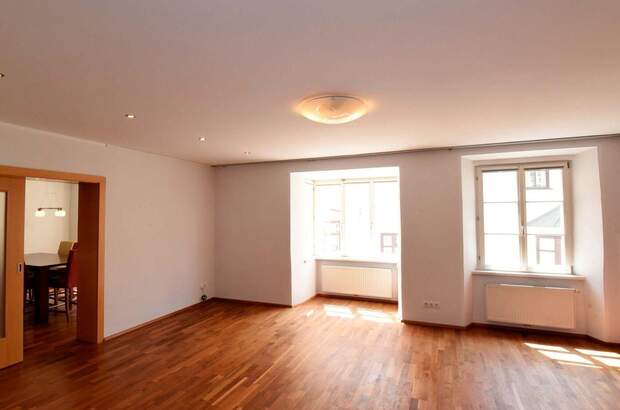 Altbauwohnung kaufen in 6060 Hall (Bild 2)