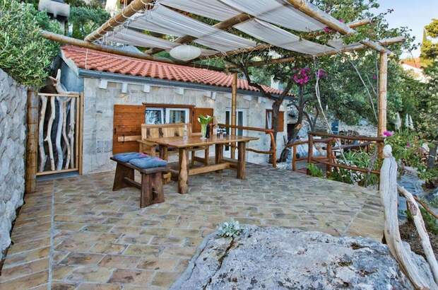 Haus kaufen in 21450 Hvar (Bild 2)