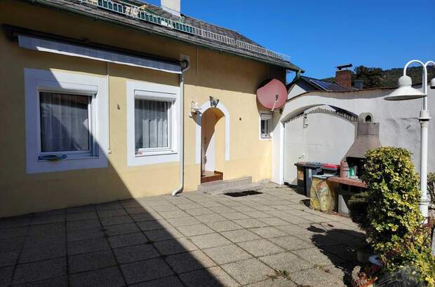Mehrfamilienhaus kaufen in 2752 Wöllersdorf (Bild 1)