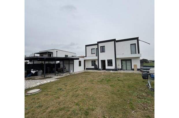 Mehrfamilienhaus kaufen in 4600 Wels (Bild 1)