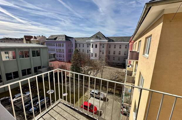 Wohnung mit Balkon kaufen in 8720 Knittelfeld (Bild 1)