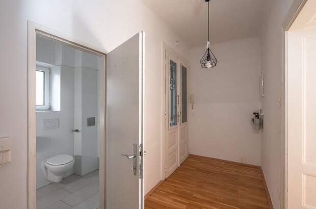 Altbauwohnung mit Balkon kaufen in 1130 Wien (Bild 5)