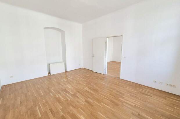Altbauwohnung mit Balkon kaufen in 1200 Wien (Bild 2)