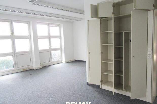Büro / Praxis mieten in 1140 Wien (Bild 2)