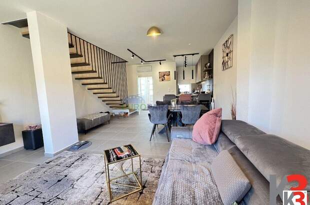 Haus kaufen in 52466 Novigrad (Bild 1)