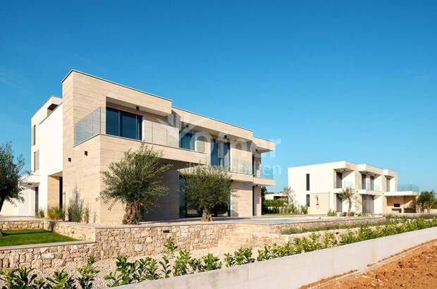 Haus kaufen in 23207 Sveti Filip i Jakov (Bild 2)