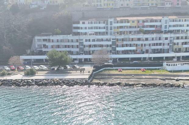 Wohnung mit Balkon kaufen in 34015 Muggia (Bild 3)