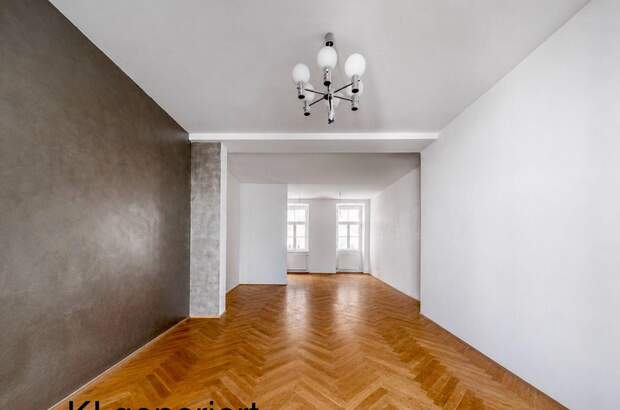 Altbauwohnung kaufen in 1070 Wien