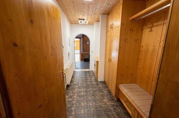Altbauwohnung mit Balkon kaufen in 6094 Axams (Bild 3)