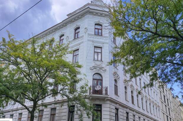 Altbauwohnung kaufen in 1150 Wien (Bild 2)