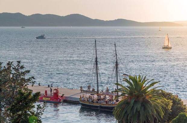 Wohnung mit Balkon kaufen in 23000 Zadar (Bild 3)